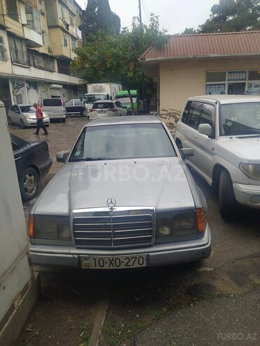 Mercedes  1991, 200,000 km - 2.0 l - Bakı