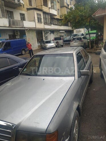 Mercedes  1991, 200,000 km - 2.0 l - Bakı