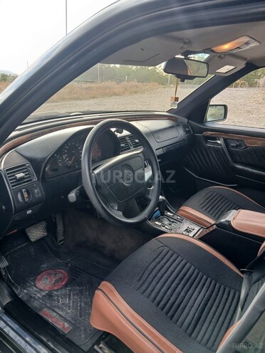 Mercedes C 180 1995, 405,608 km - 1.8 l - Şamaxı