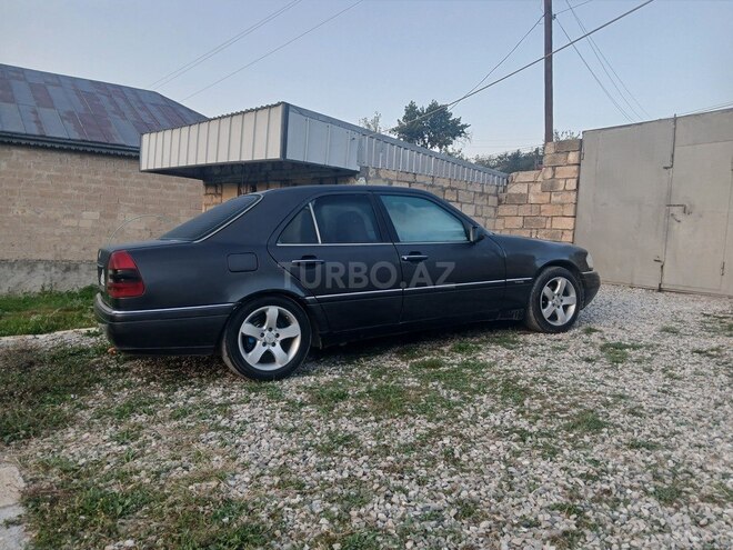 Mercedes C 180 1995, 405,608 km - 1.8 l - Şamaxı
