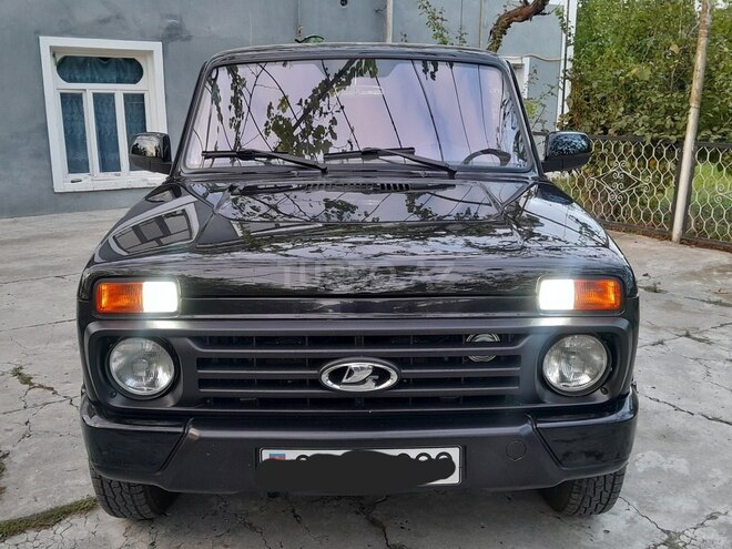 LADA (VAZ) Niva 2018, 80,000 km - 1.7 l - Yevlax