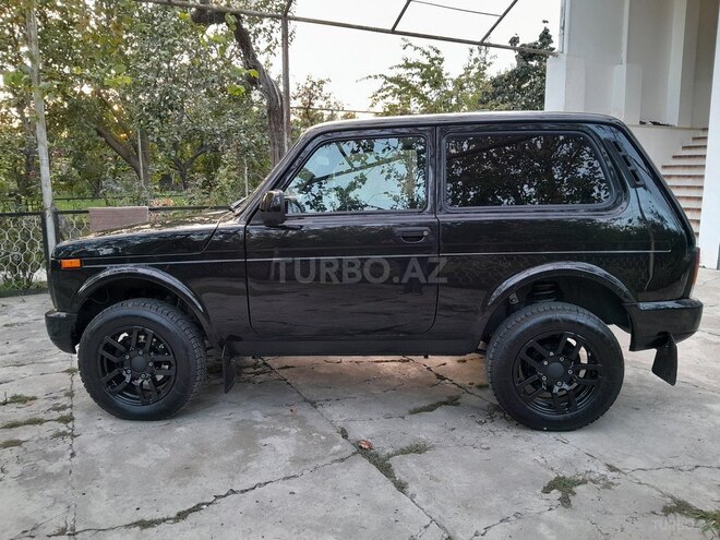 LADA (VAZ) Niva 2018, 80,000 km - 1.7 l - Yevlax