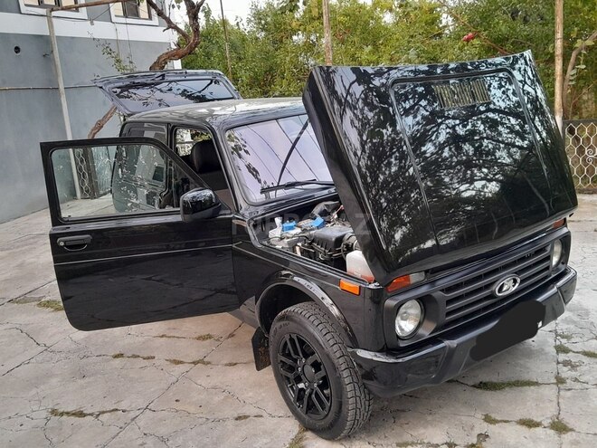 LADA (VAZ) Niva 2018, 80,000 km - 1.7 l - Yevlax