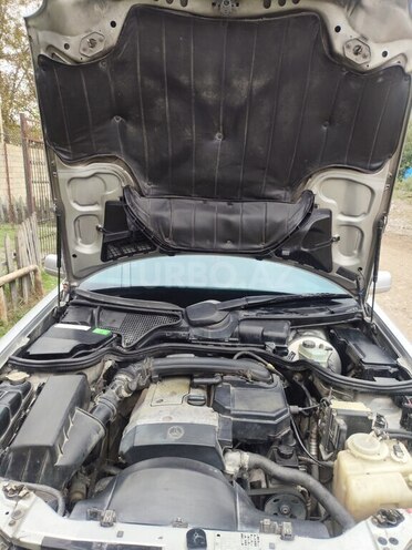 Mercedes E 230 1996, 408,000 km - 2.3 l - Kürdəmir