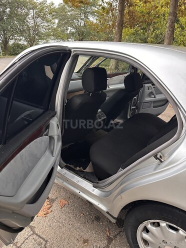 Mercedes E 240 1999, 455,000 km - 2.4 l - Masallı