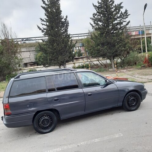 Opel Astra 1996, 248,000 km - 1.6 l - Bakı