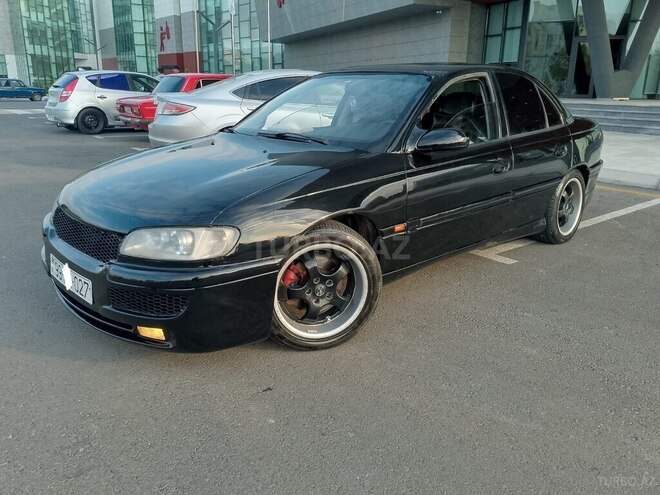 Opel Omega 1997, 365,000 km - 3.0 l - Yevlax