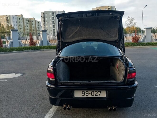 Opel Omega 1997, 365,000 km - 3.0 l - Yevlax