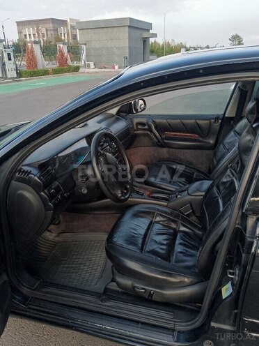 Opel Omega 1997, 365,000 km - 3.0 l - Yevlax