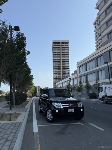 Mitsubishi Pajero 2007, 275,000 km - 3.0 l - Gədəbəy