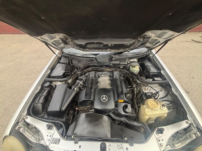 Mercedes E 240 1998, 319,479 km - 2.4 l - Bakı