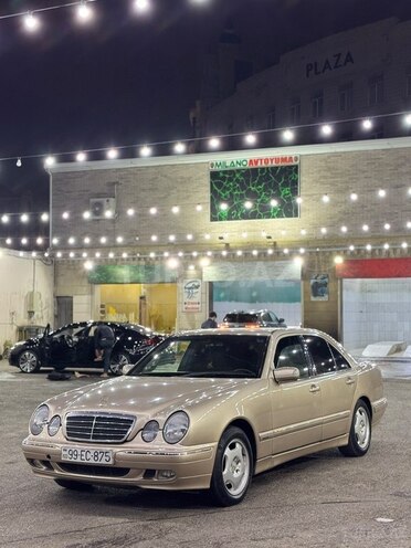 Mercedes E 220 2000, 310,000 km - 2.2 l - Bakı