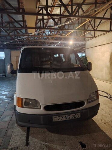 Ford Transit 2000, 385,000 km - 2.5 l - Qusar