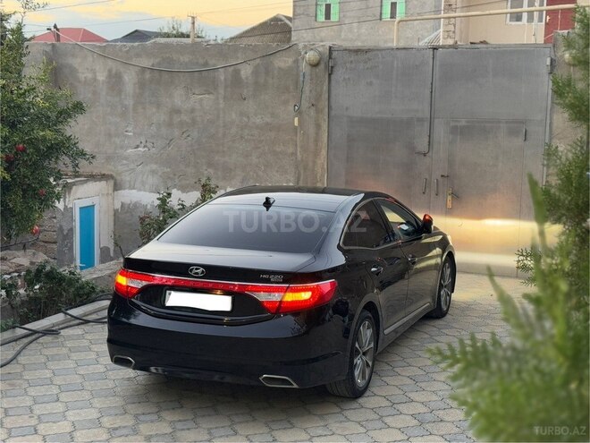 Hyundai Grandeur 2015, 215,000 km - 2.2 l - Bakı