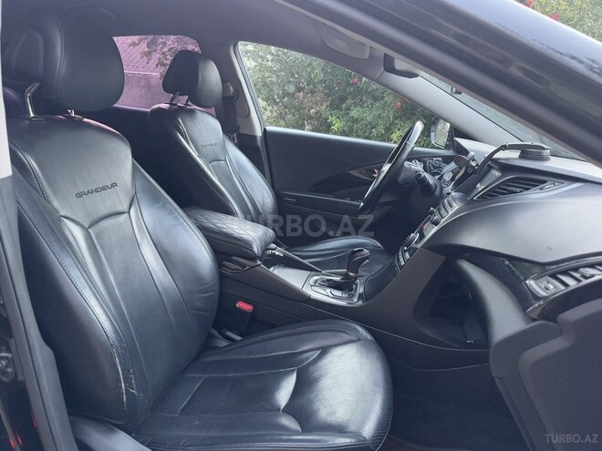 Hyundai Grandeur 2015, 215,000 km - 2.2 l - Bakı