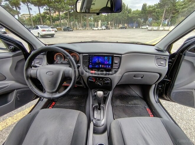 Kia Rio 2009, 215,742 km - 1.4 l - Sumqayıt