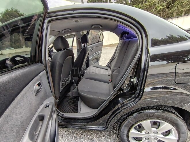 Kia Rio 2009, 215,742 km - 1.4 l - Sumqayıt