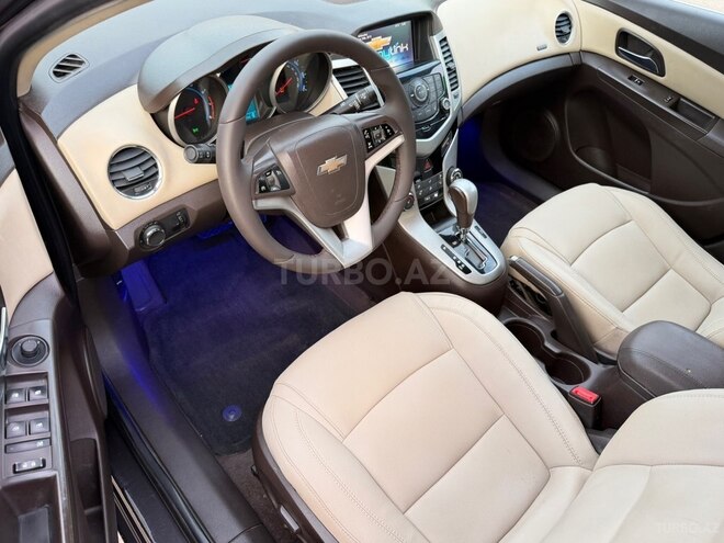 Chevrolet Cruze 2014, 270,000 km - 1.4 l - Gəncə