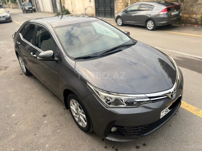 Toyota Corolla 2017, 160,179 km - 1.6 л - Bakı