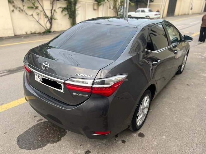 Toyota Corolla 2017, 160,179 km - 1.6 л - Bakı