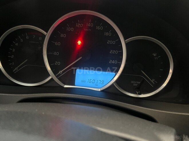 Toyota Corolla 2017, 160,179 km - 1.6 л - Bakı
