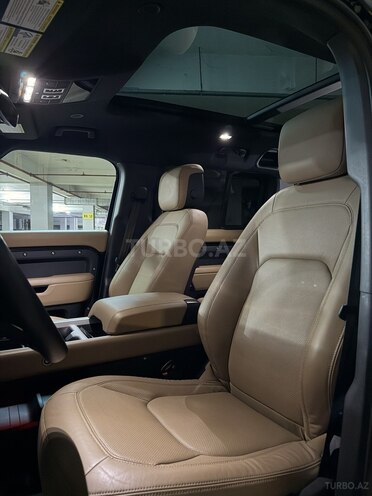 Land Rover Defender 2024, 18,000 km - 3.0 l - Bakı