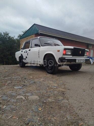 LADA (VAZ) 2107 2005, 81,000 km - 1.6 l - Yardımlı