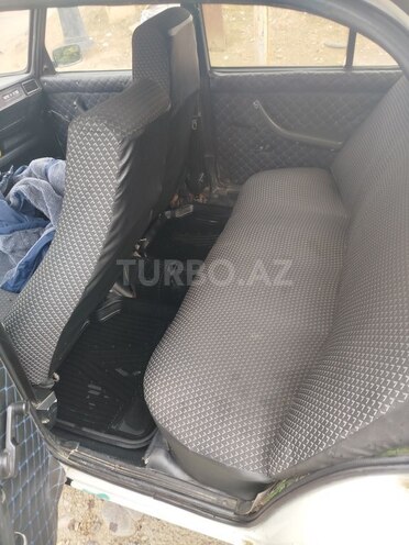 LADA (VAZ) 2107 2005, 81,000 km - 1.6 l - Yardımlı