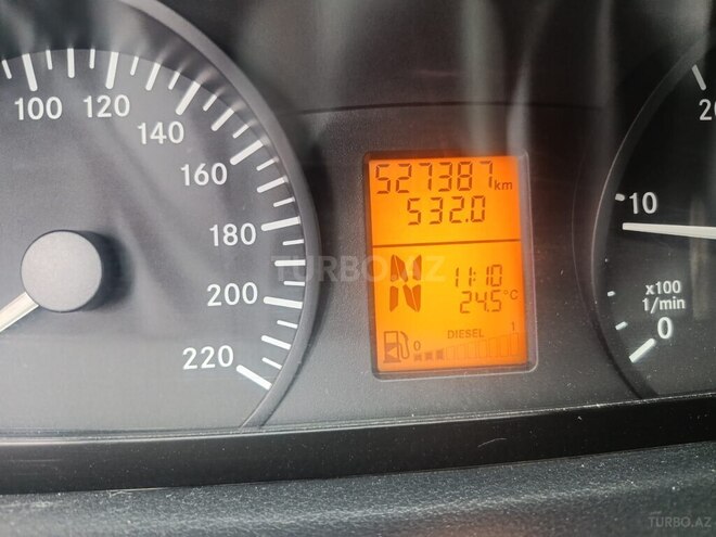 Mercedes  2010, 527,387 km - 2.1 л - Bakı