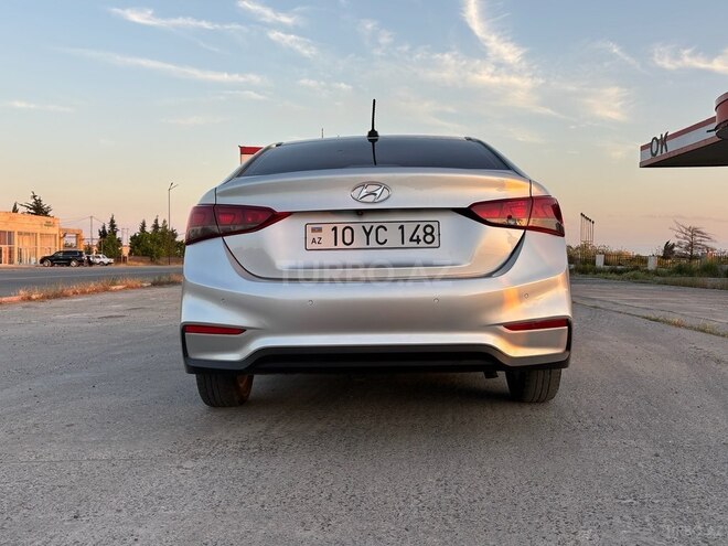 Hyundai Accent 2018, 226,242 km - 1.6 l - Biləsuvar