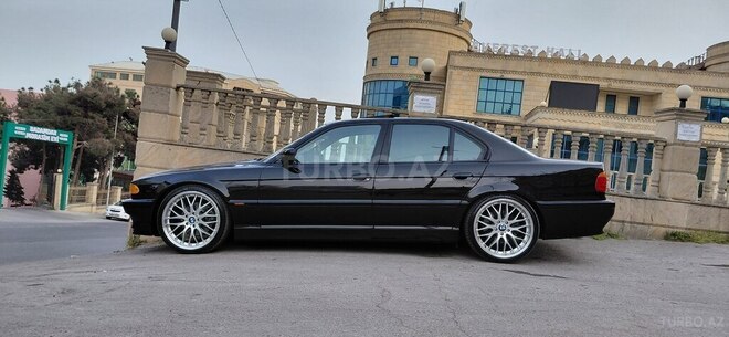 BMW 740 2001, 382,000 km - 4.4 l - Bakı