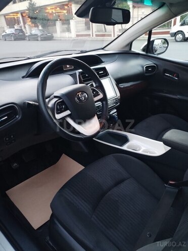 Toyota Prius 2016, 390,000 km - 1.8 л - Gəncə