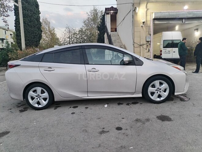 Toyota Prius 2016, 390,000 km - 1.8 л - Gəncə