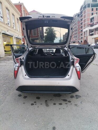 Toyota Prius 2016, 390,000 km - 1.8 л - Gəncə