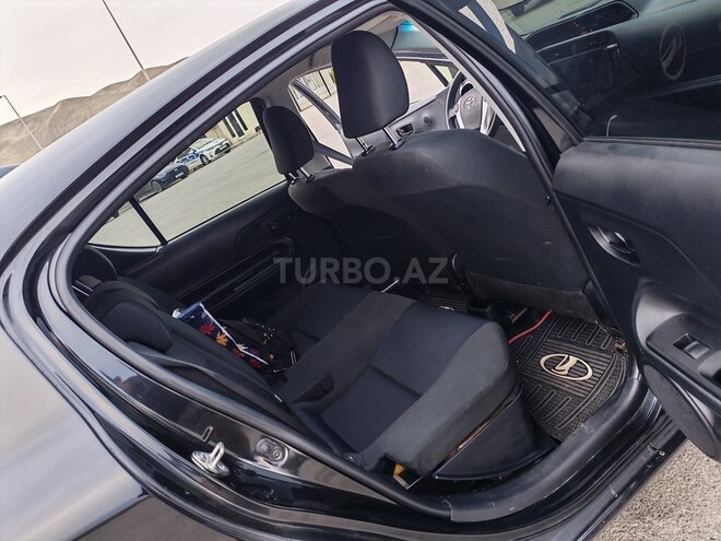 Toyota Aqua 2015, 76,150 km - 1.5 л - Bakı