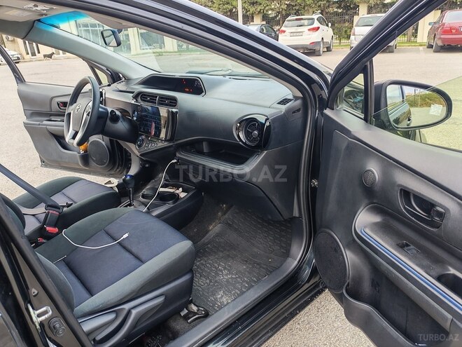 Toyota Aqua 2015, 76,150 km - 1.5 л - Bakı