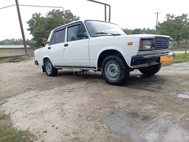 LADA (VAZ) 2107 2009, 122,800 km - 1.5 l - Qusar