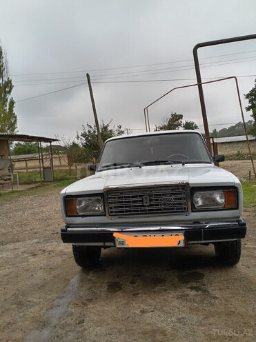 LADA (VAZ) 2107 2009, 122,800 km - 1.5 l - Qusar