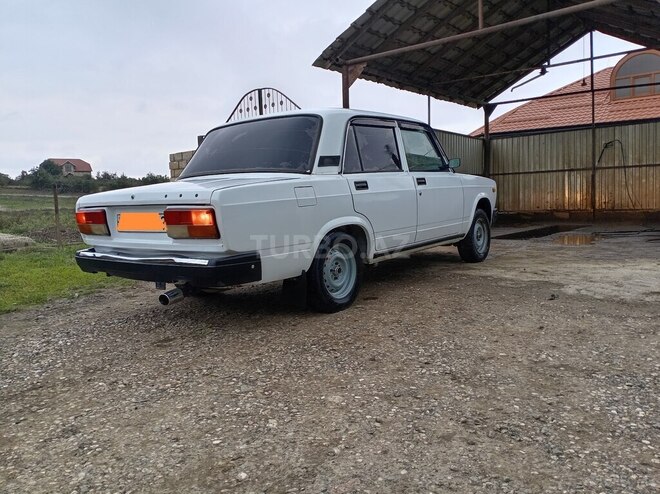 LADA (VAZ) 2107 2009, 122,800 km - 1.5 l - Qusar