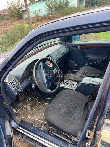 Mercedes C 250 1997, 155,550 km - 2.5 l - Göytəpə
