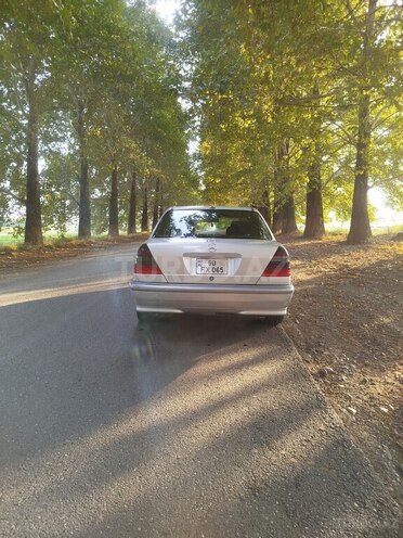 Mercedes C 200 1997, 399,000 km - 2.0 l - Gəncə