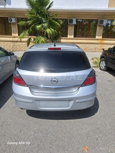 Opel Astra 2010, 173,000 km - 1.4 л - Mingəçevir