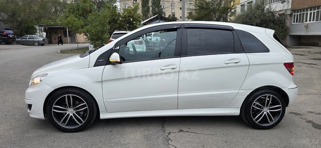 Mercedes B 170 2011, 185,000 km - 1.7 l - Sumqayıt