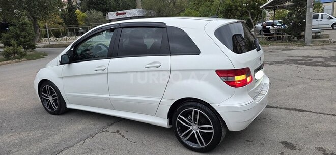 Mercedes B 170 2011, 185,000 km - 1.7 l - Sumqayıt