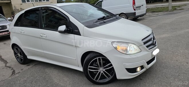 Mercedes B 170 2011, 185,000 km - 1.7 l - Sumqayıt