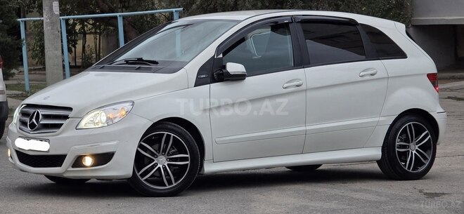 Mercedes B 170 2011, 185,000 km - 1.7 l - Sumqayıt