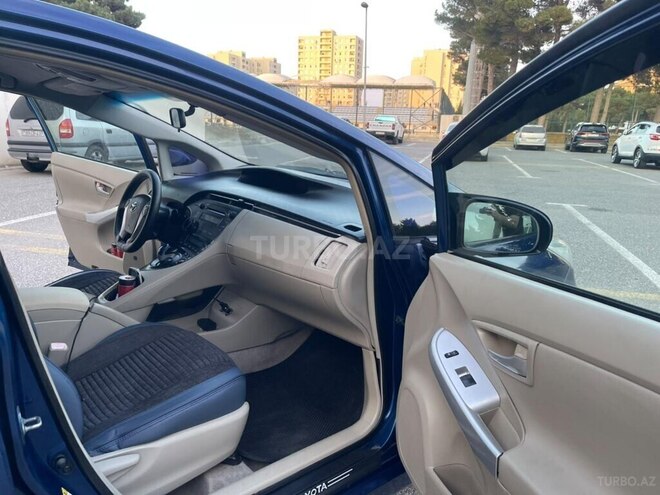 Toyota Prius 2011, 291,123 km - 1.8 l - Sumqayıt