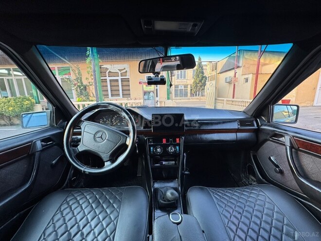 Mercedes 220 E 1985, 350,000 km - 2.2 l - Gəncə