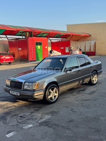 Mercedes 220 E 1985, 350,000 km - 2.2 l - Gəncə