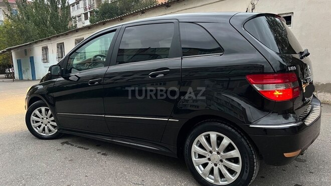 Mercedes B 170 2010, 155,000 km - 1.7 л - Sumqayıt